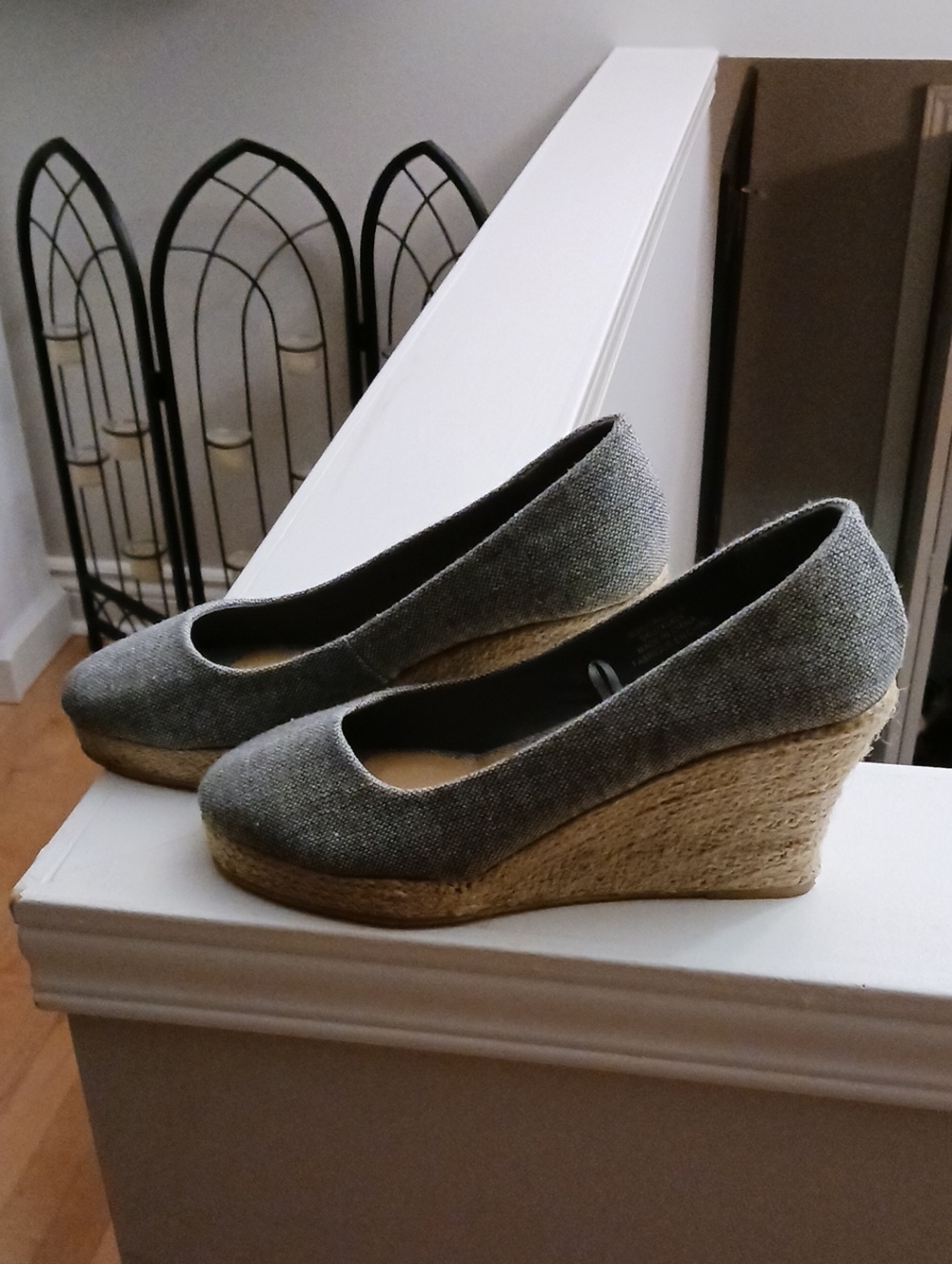 Wedge Espadrille Pumps in Gray